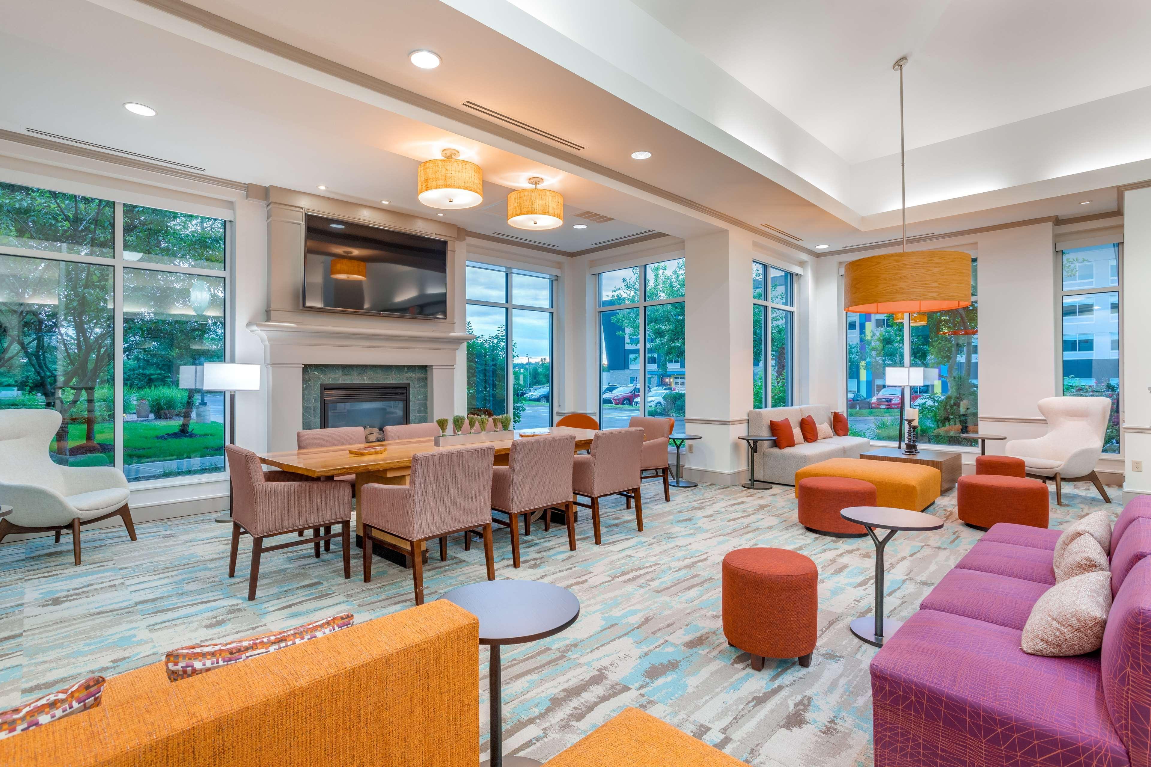 Hilton Garden Inn Cincinnati/Sharonville Exterior photo