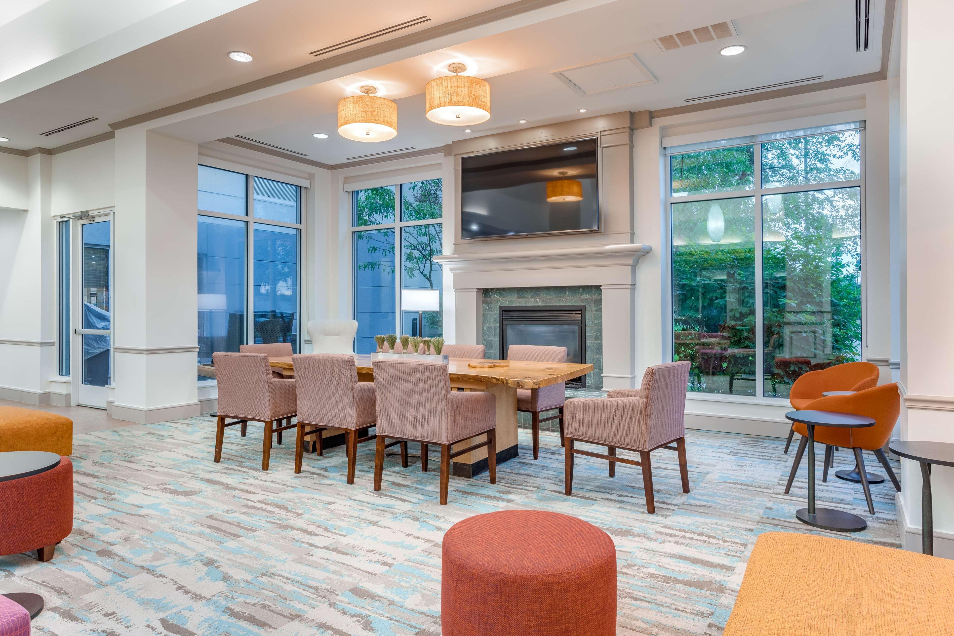 Hilton Garden Inn Cincinnati/Sharonville Exterior photo